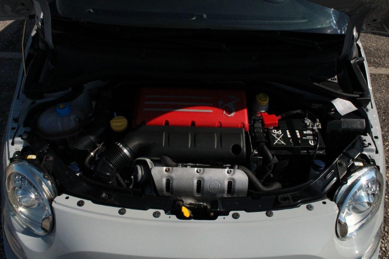 Abarth 595C 1.4 Turbo T-Jet 145 CV