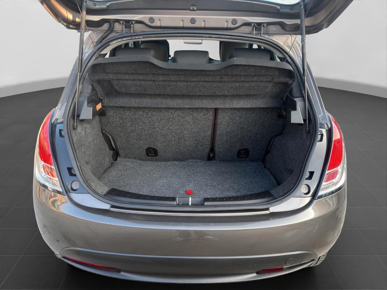 Lancia Ypsilon 1.2 69cv GPL Ecochic Gold