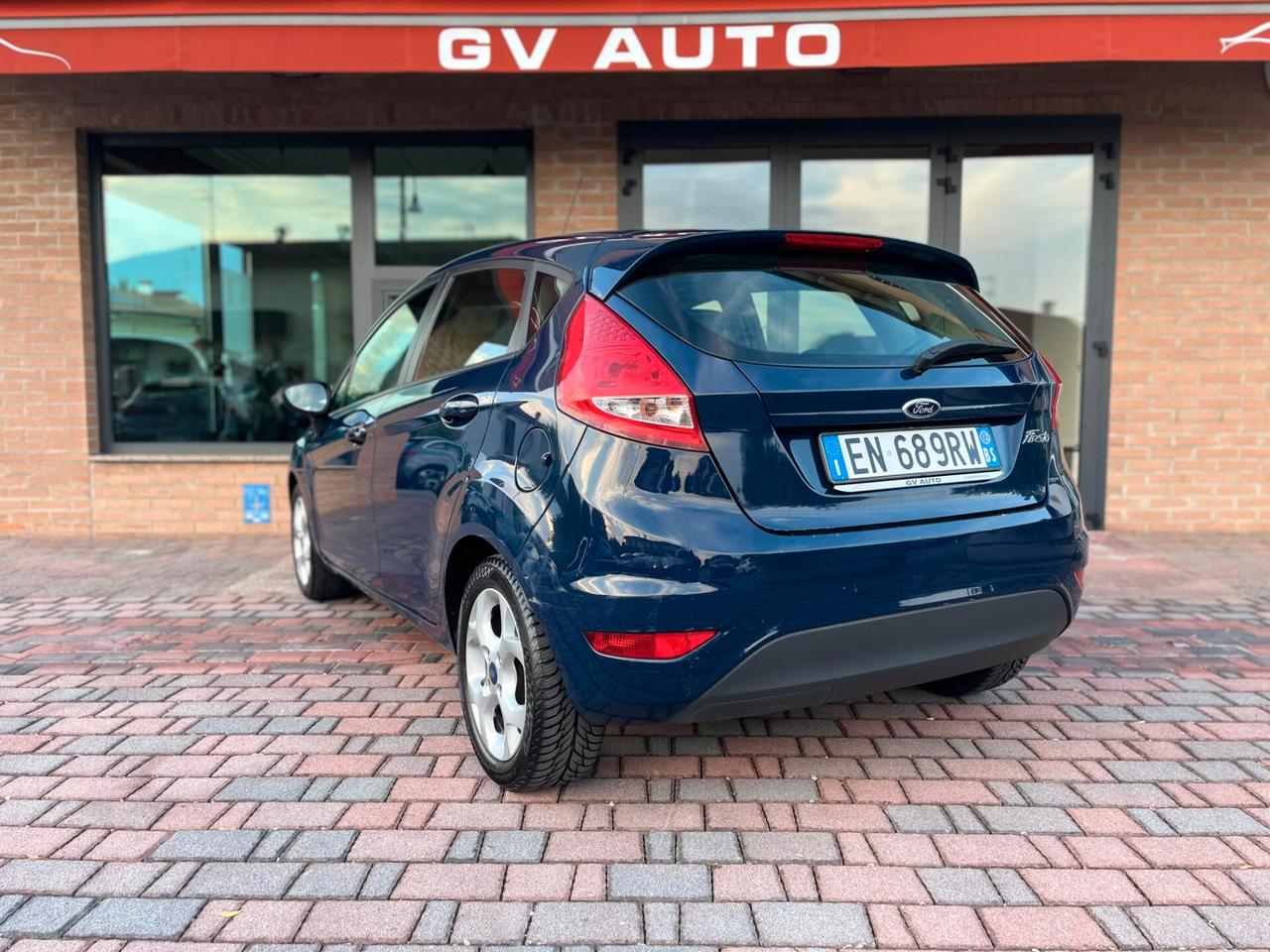 Ford Fiesta 1.4 5 porte GPL Titanium