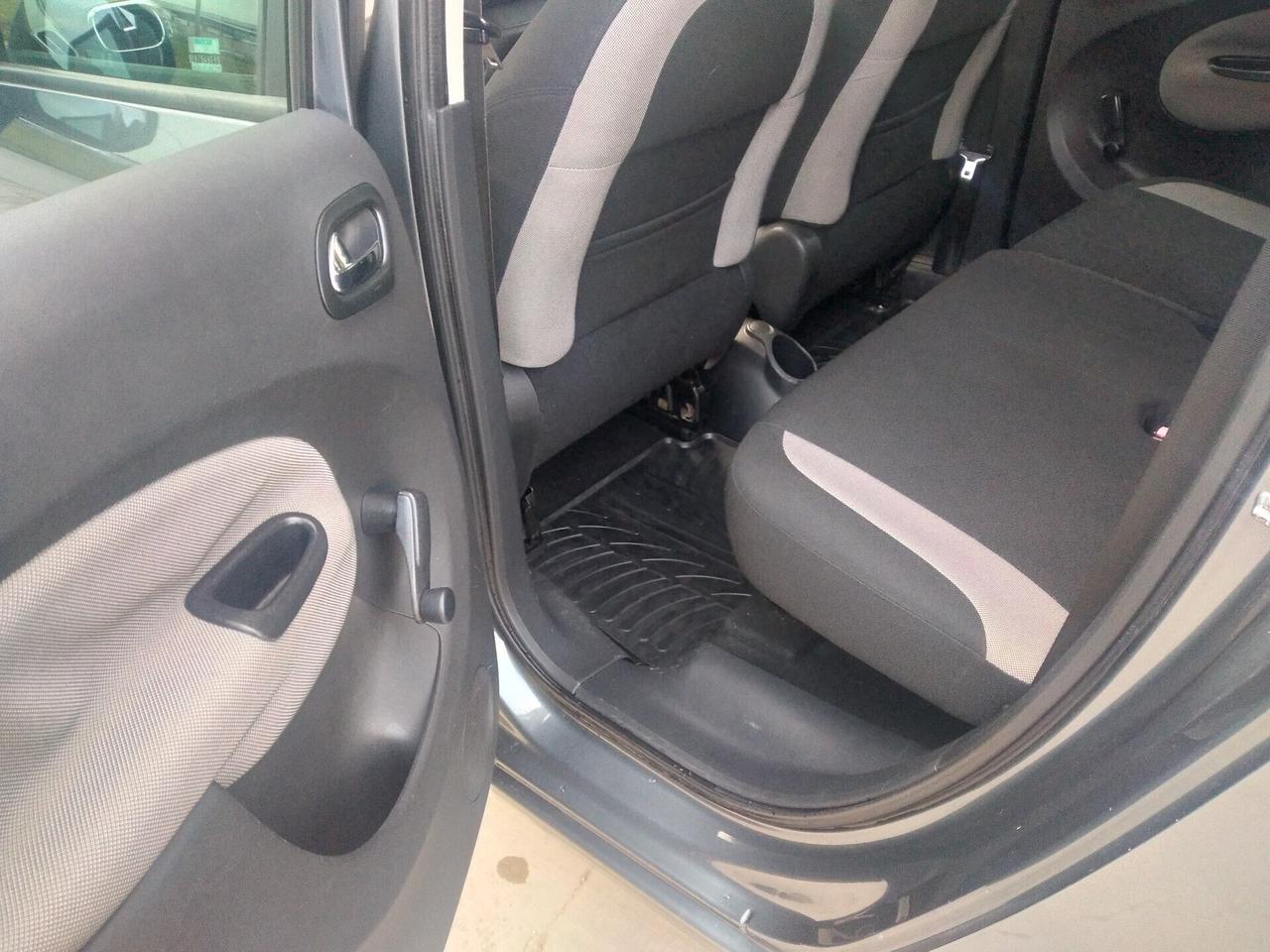 Citroen C3 Picasso 1.4 VTi 95 GPL airdream Seduction