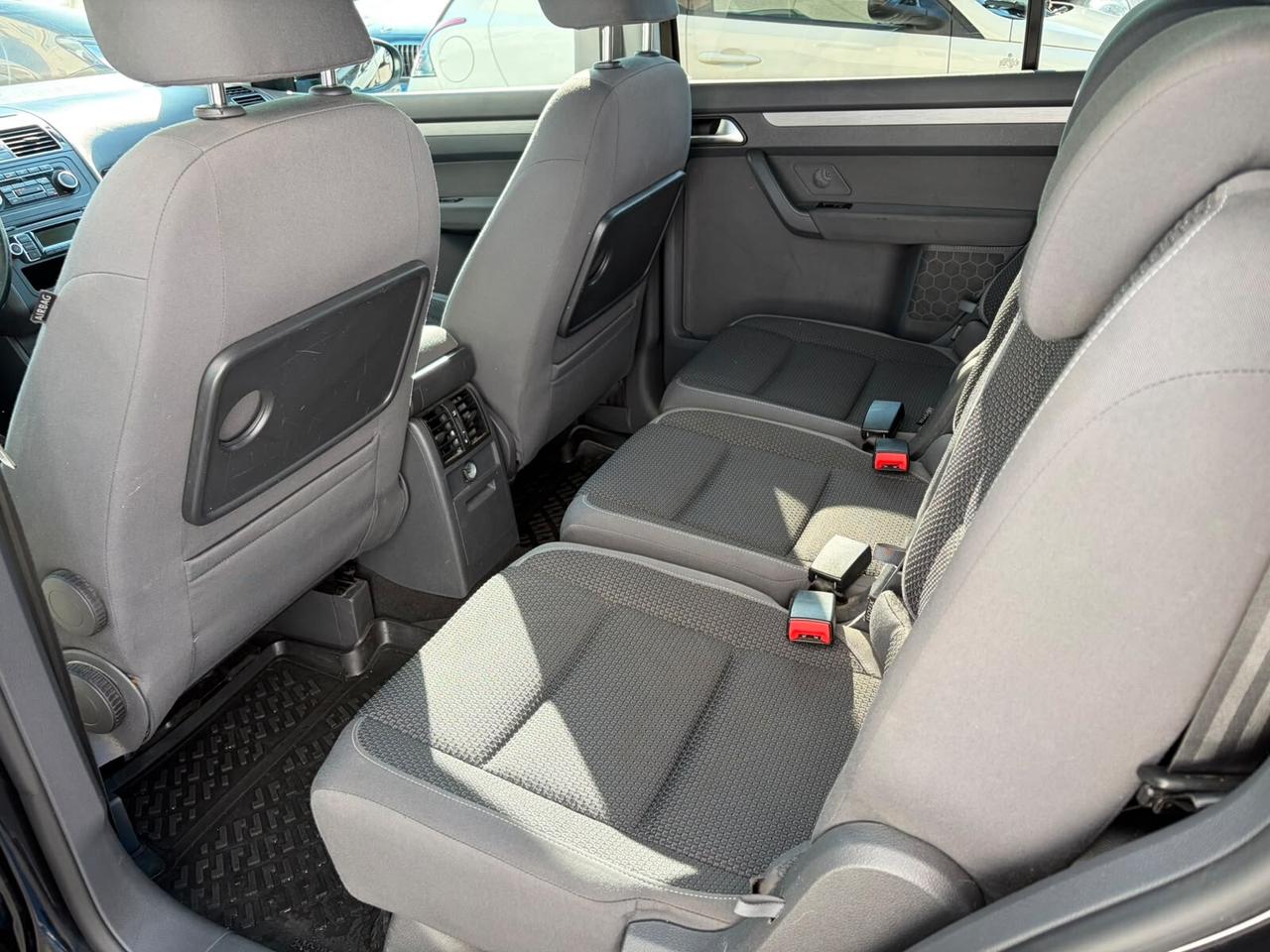 Volkswagen Touran Business 1.6 TDI DSG Comfortline*7POSTI*EURO5