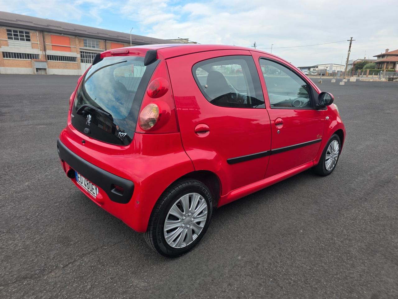 Peugeot 107 1.0 68CV 5p. Sweet Years