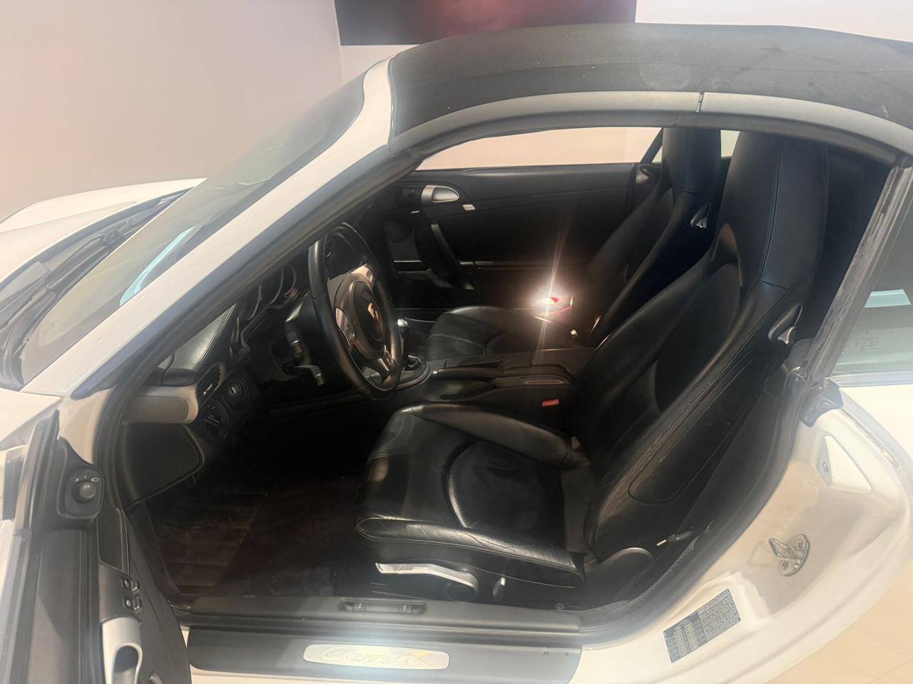 Porsche 911 Carrera Cabriolet