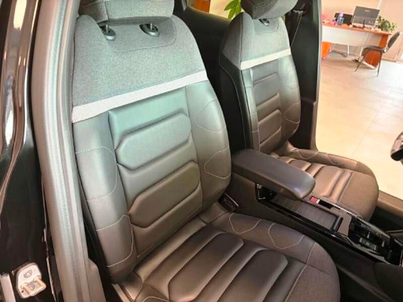 Citroen C4 BlueHDi 130 CV S&S EAT8 Shine
