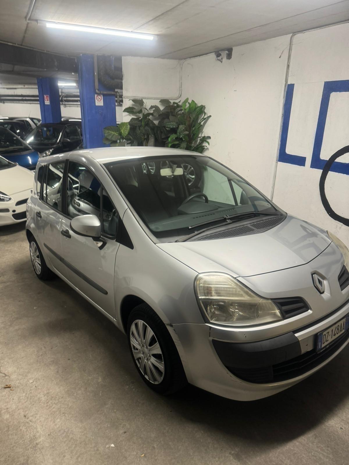 Renault Modus 1.2 16V Dynamique 2009