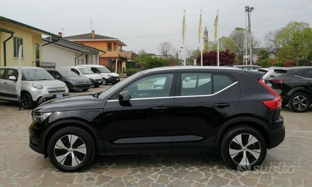 VOLVO XC40 T4 Recharge Plug-in Hybrid Inscriptio
