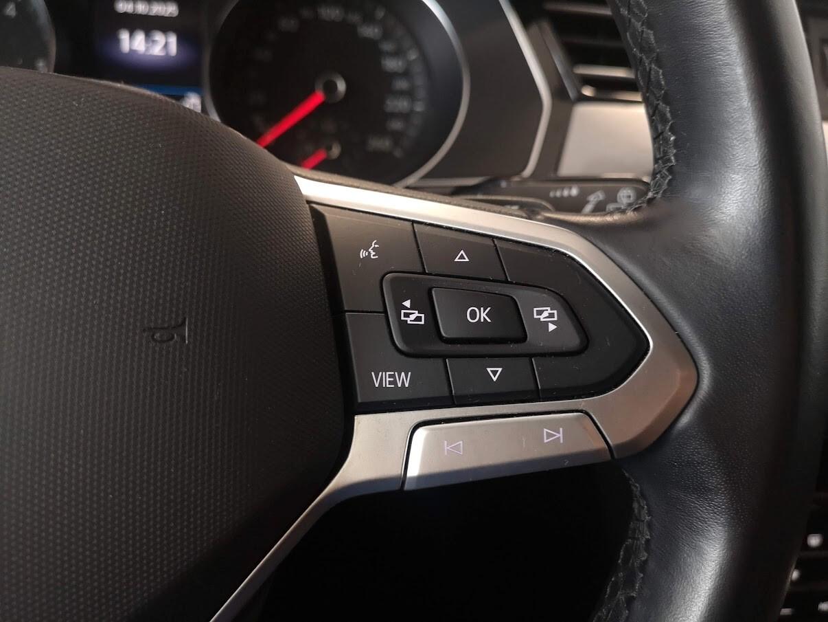 Volkswagen Passat Variant 2.0 TDI SCR EVO DSG Business NAVI - RETROCAMERA