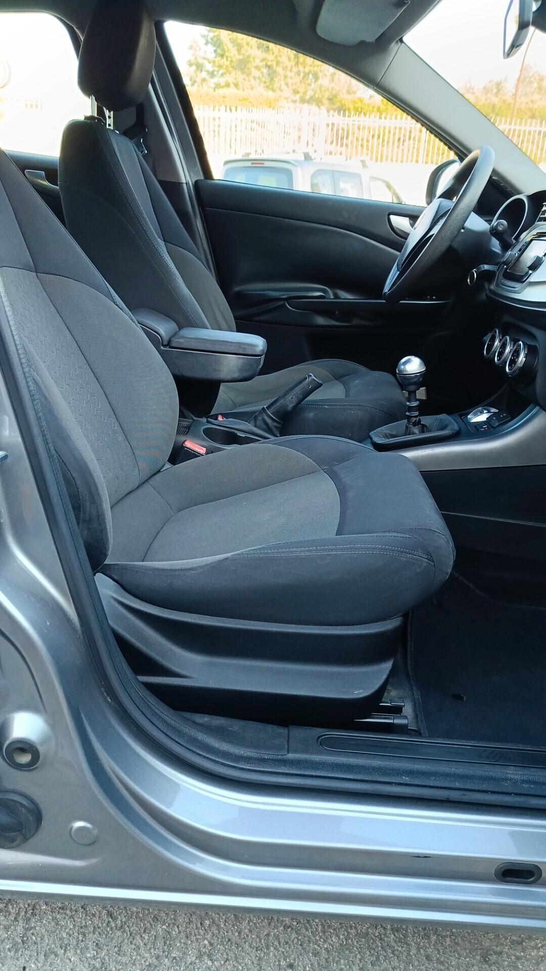 Alfa Romeo Giulietta 1.6 JTDm-2 105 CV Distinctive