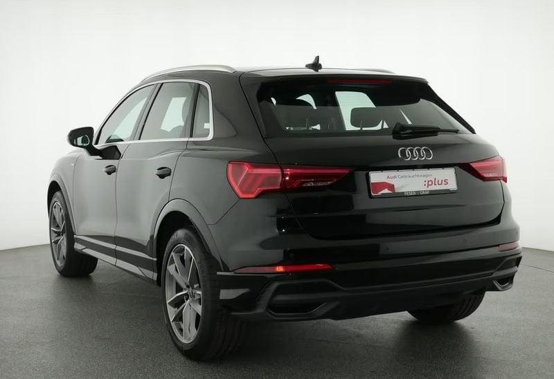 Audi Q3 Q3 35 TFSI S tronic S line edition 19" Camera