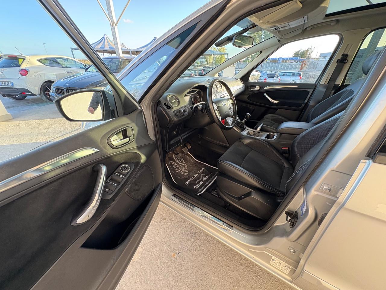 Ford S-Max 2.0 TDCi 140CV Titanium 7 POSTI!
