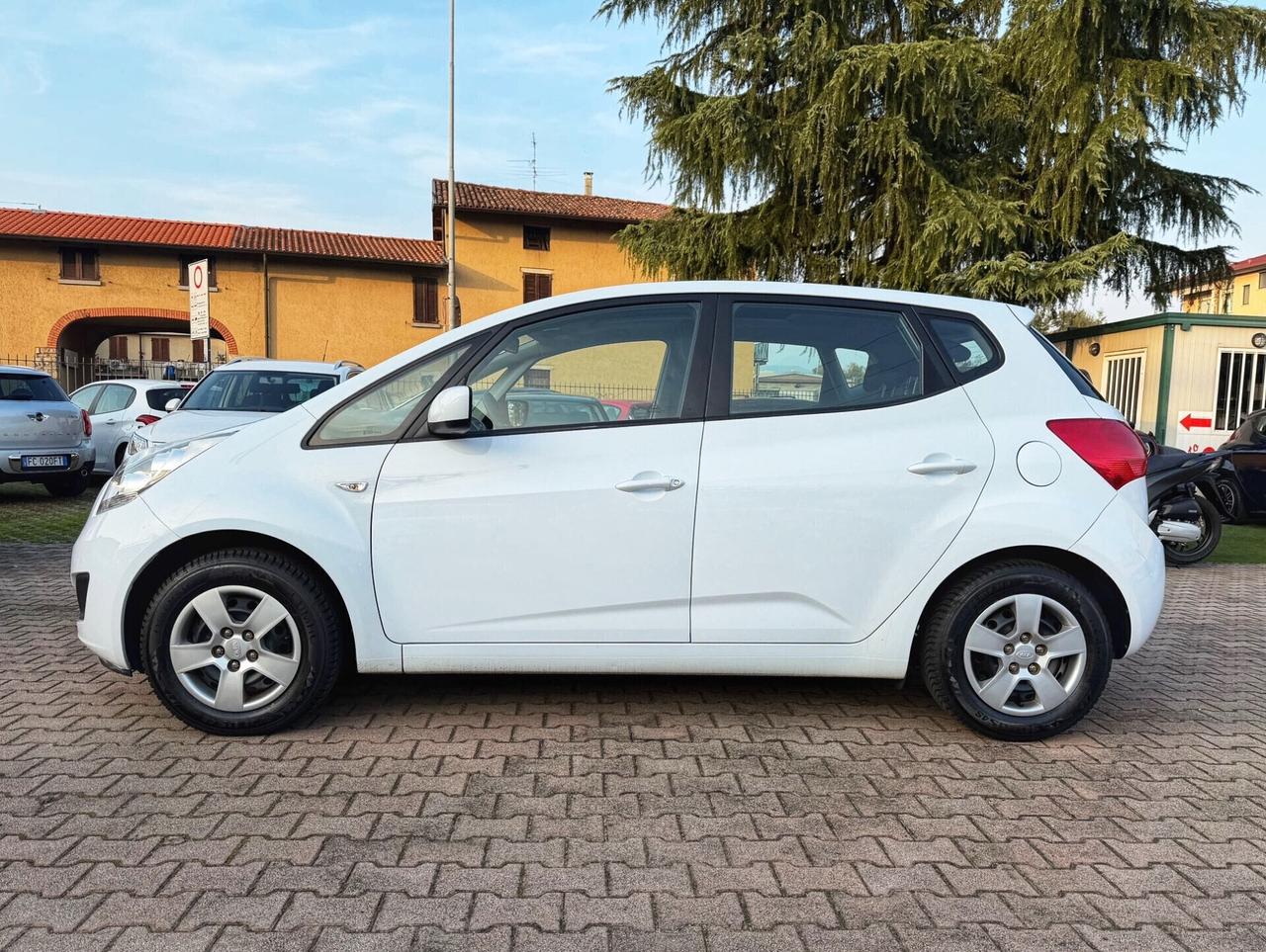 Kia Venga 1.4 CVVT OK NEOPATENTATI