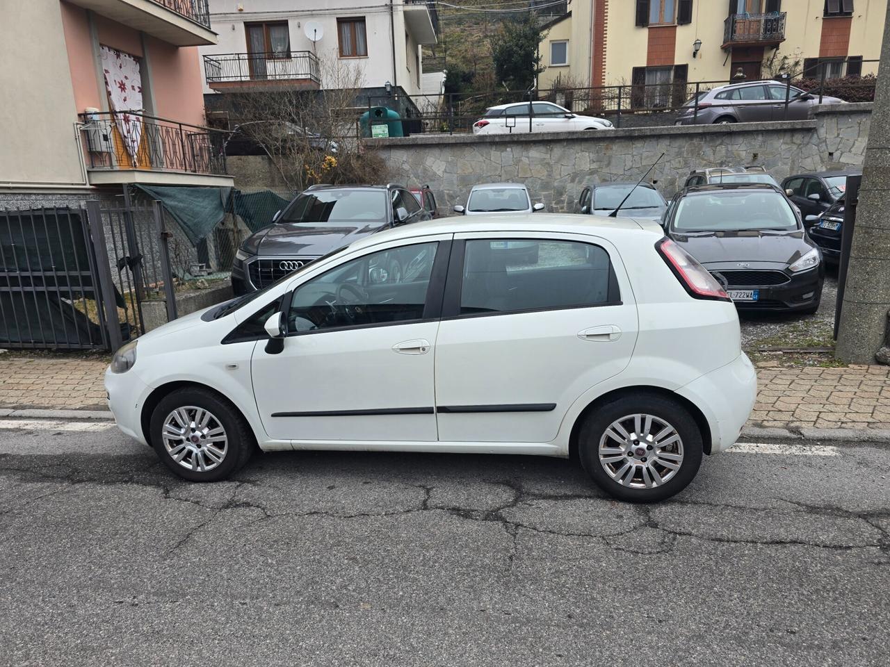 Fiat Punto Evo 1.3 Mjt 75 CV NEOPATENTATI