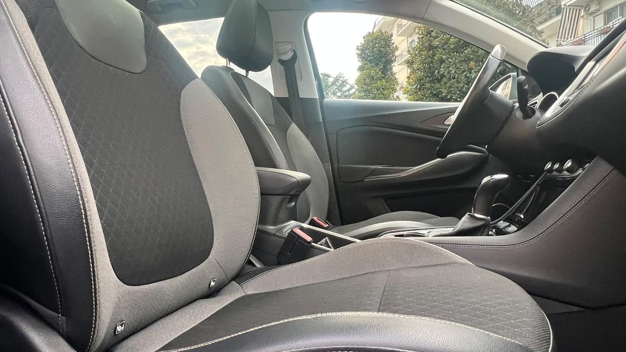 Opel Grandland X 1.6 diesel Ecotec Autom. Innovation Tetto panorama