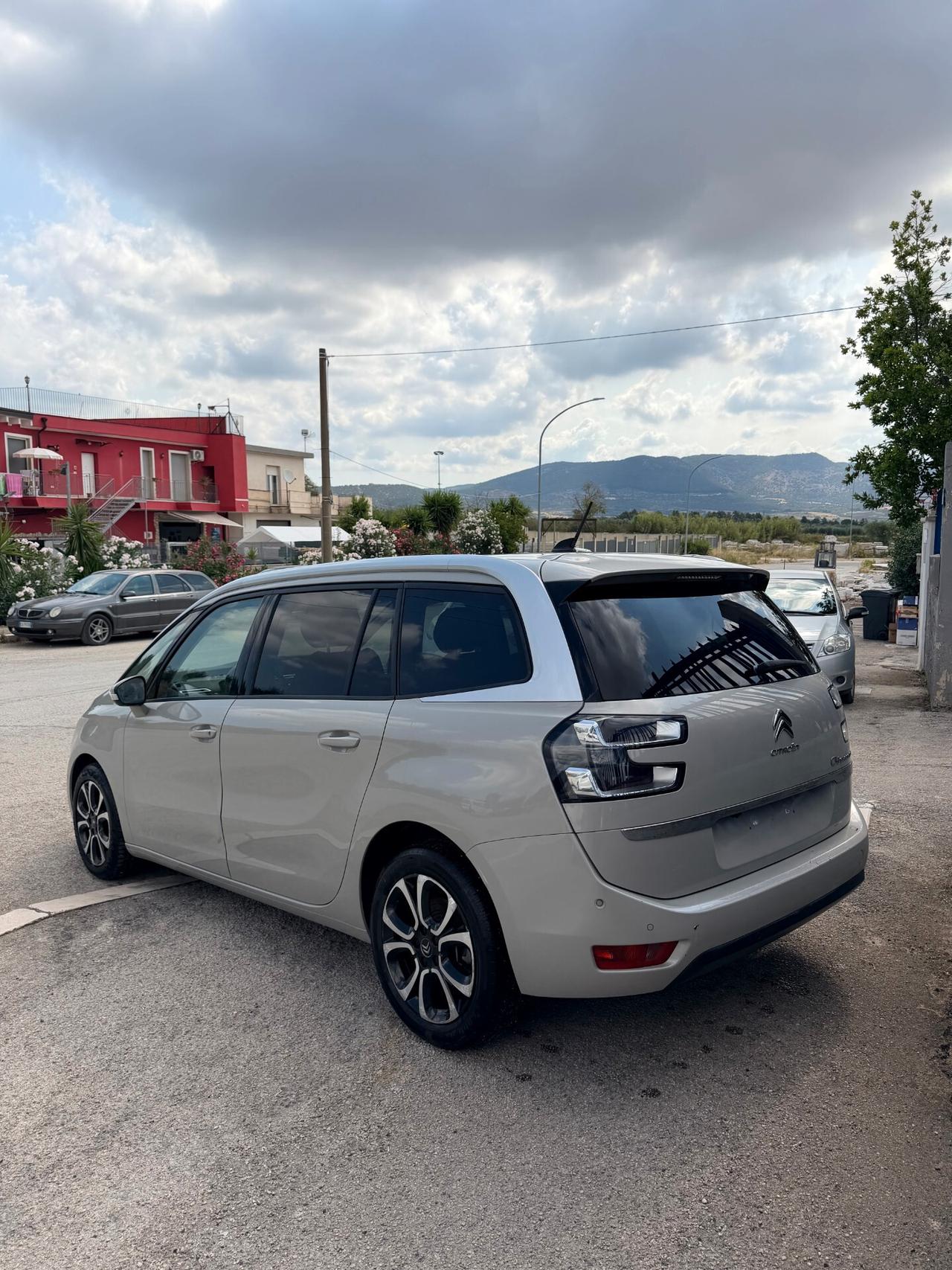 CITROEN GRAND C4 SPACETOURER SHINE 131.000 KM 7 POSTI