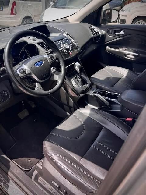 Ford Kuga 2.0 TDCI 140 CV 4WD Powershift
