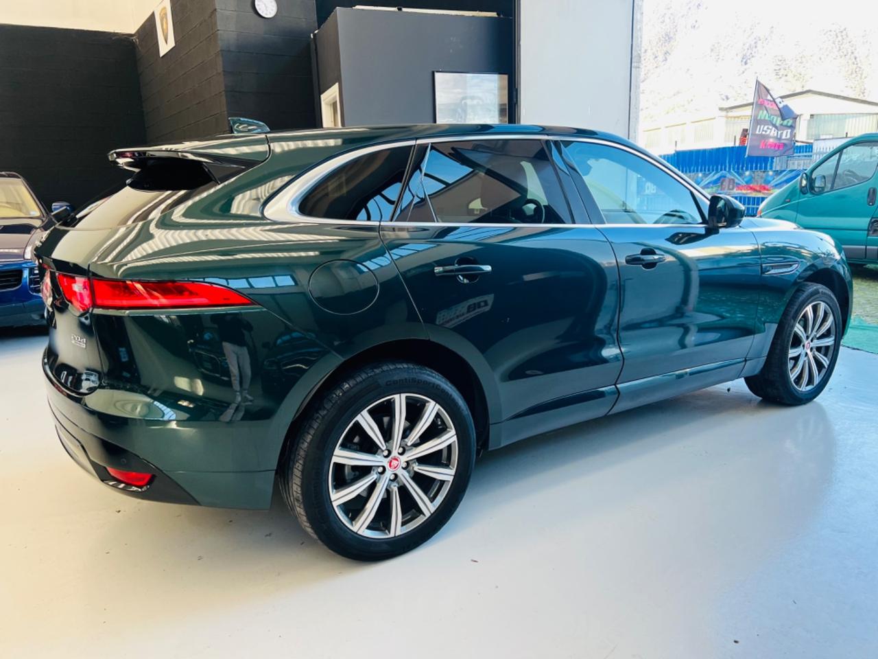 Jaguar F-Pace 2.0 D 180 CV AWD Portfolio