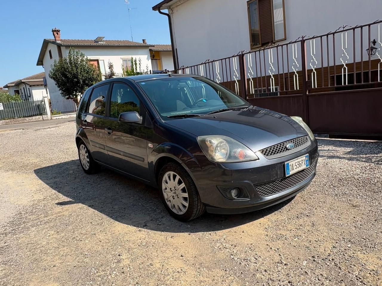 Ford Fiesta 1.4 TDCi 5p. Ghia