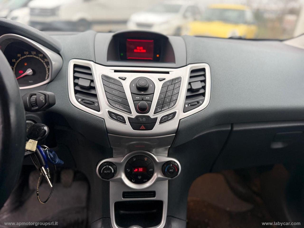 FORD Fiesta 1.4 TDCi 68 CV 5p. Titanium