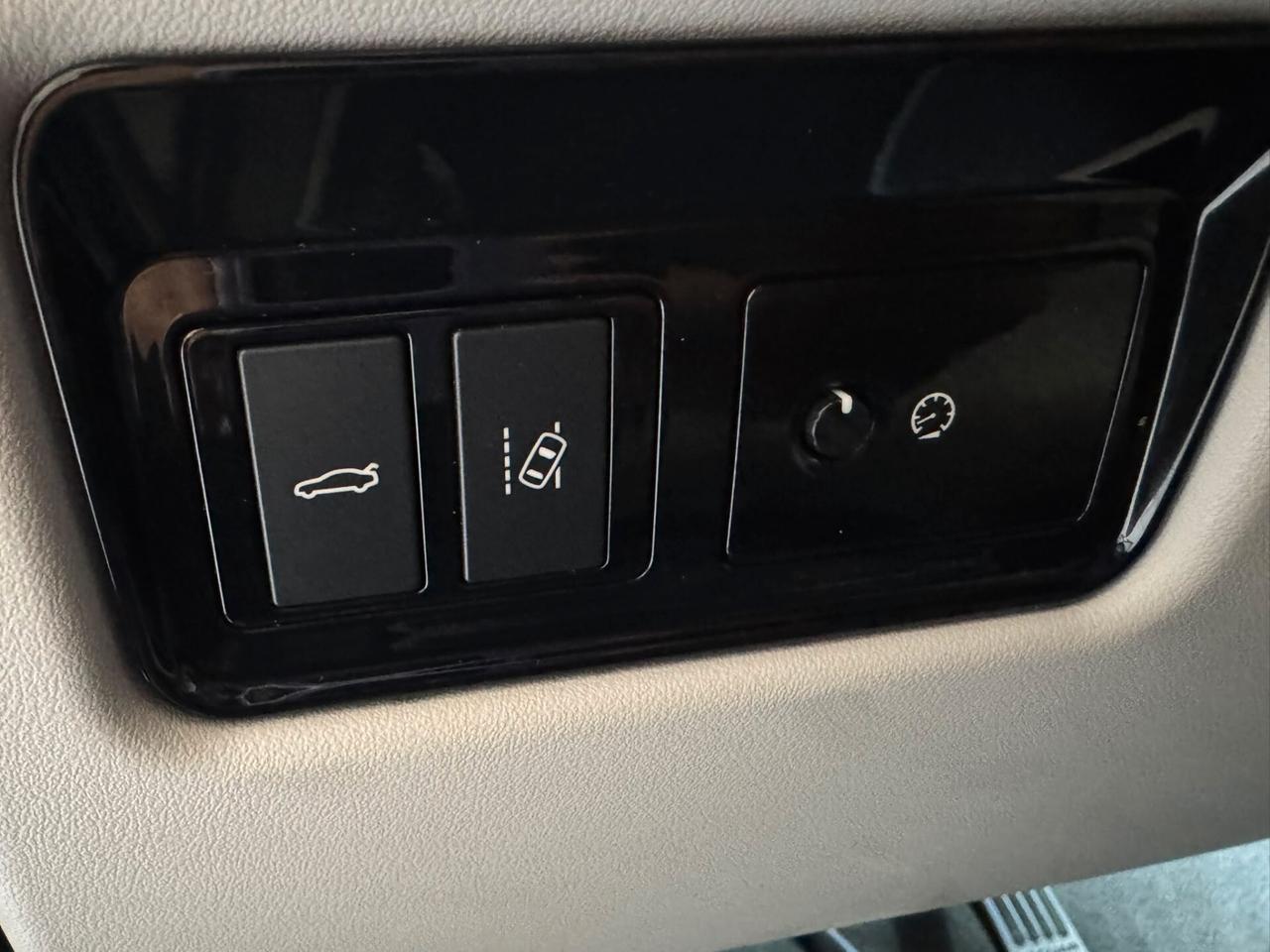 Jaguar XE 2.0 D Turbo aut. Portfolio