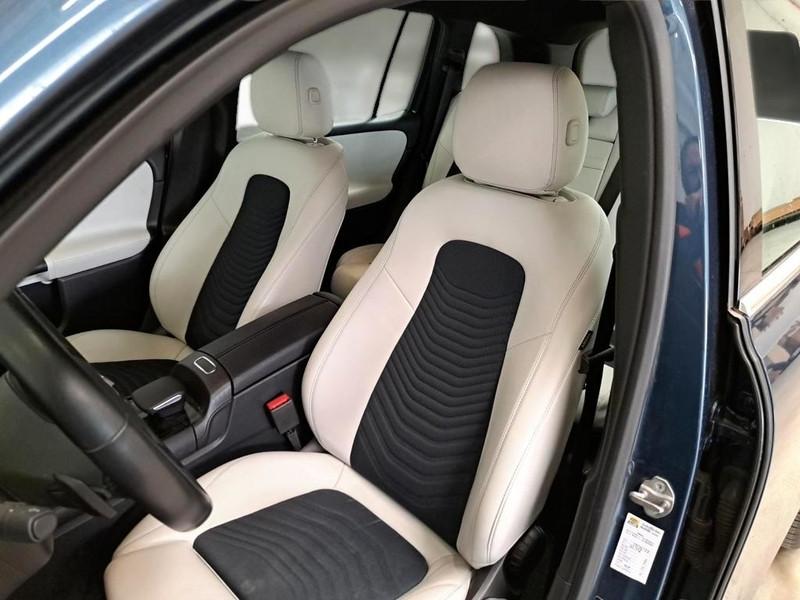 MERCEDES-BENZ GLB 200 AUTOMATIC SPORT SUV