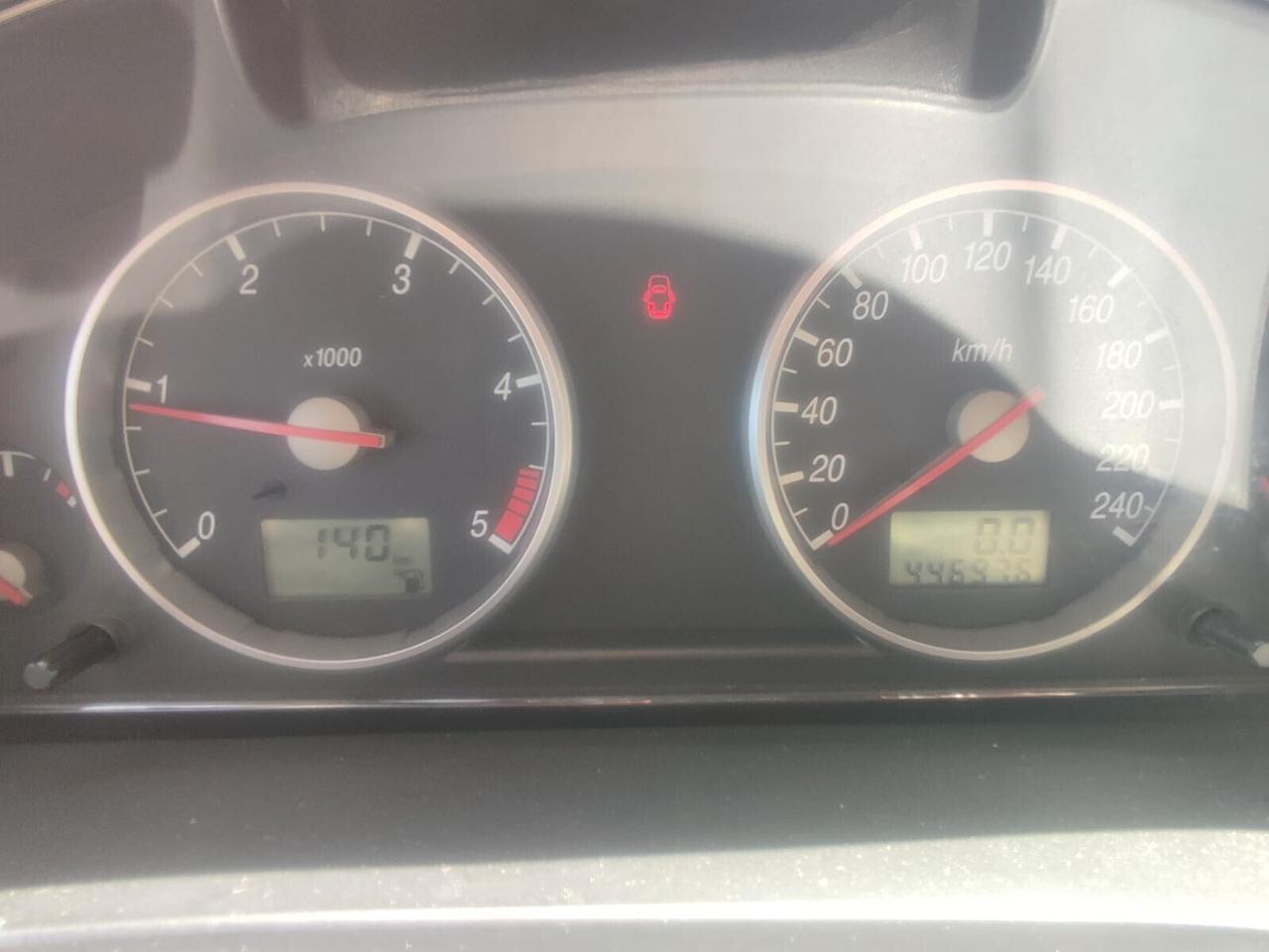 Ford Mondeo 2.0 TDDi cat 4p. Ghia
