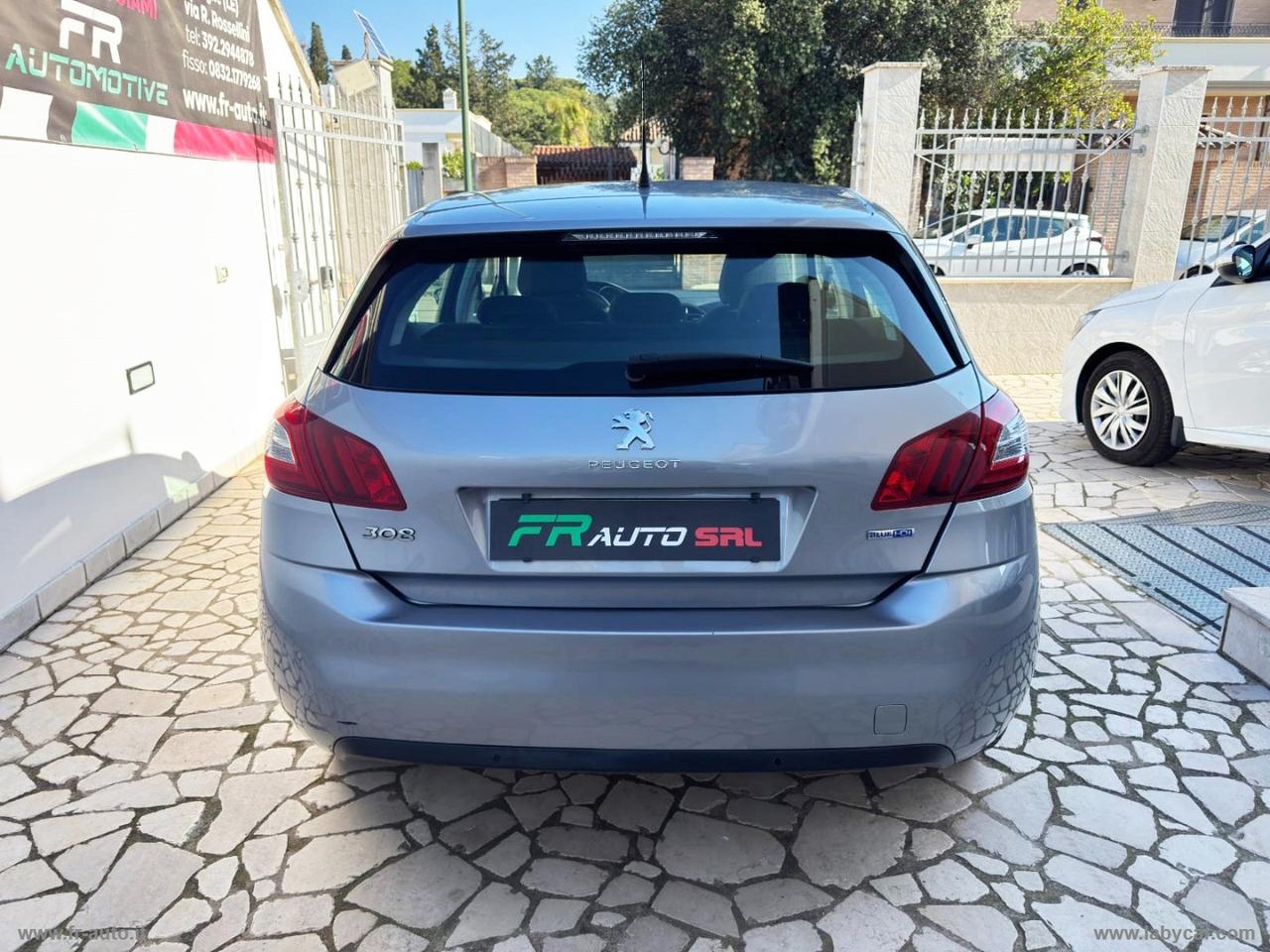 PEUGEOT 308 BlueHDi 120 S&S EAT6 Business