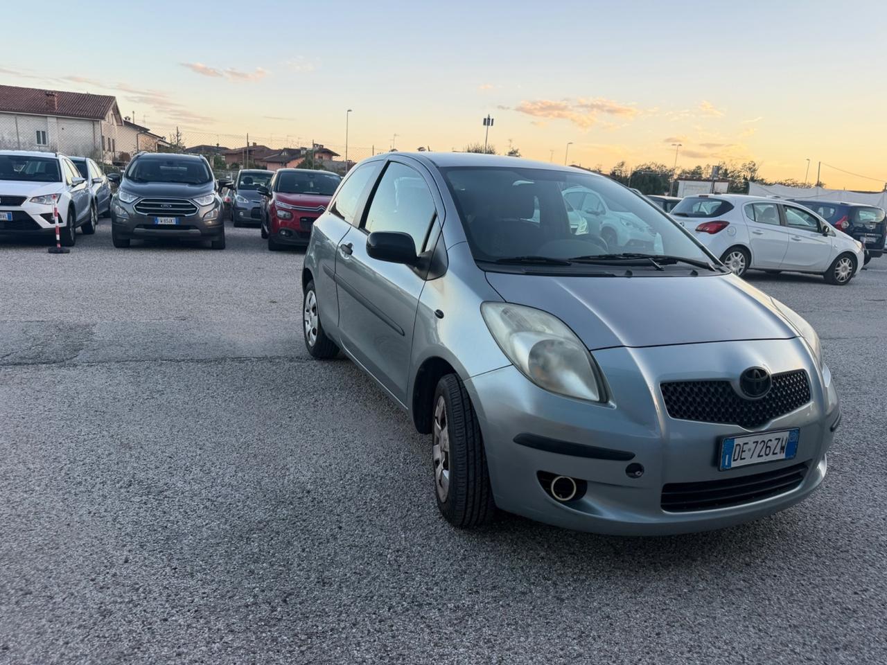 Toyota Yaris 1.0 3 porte