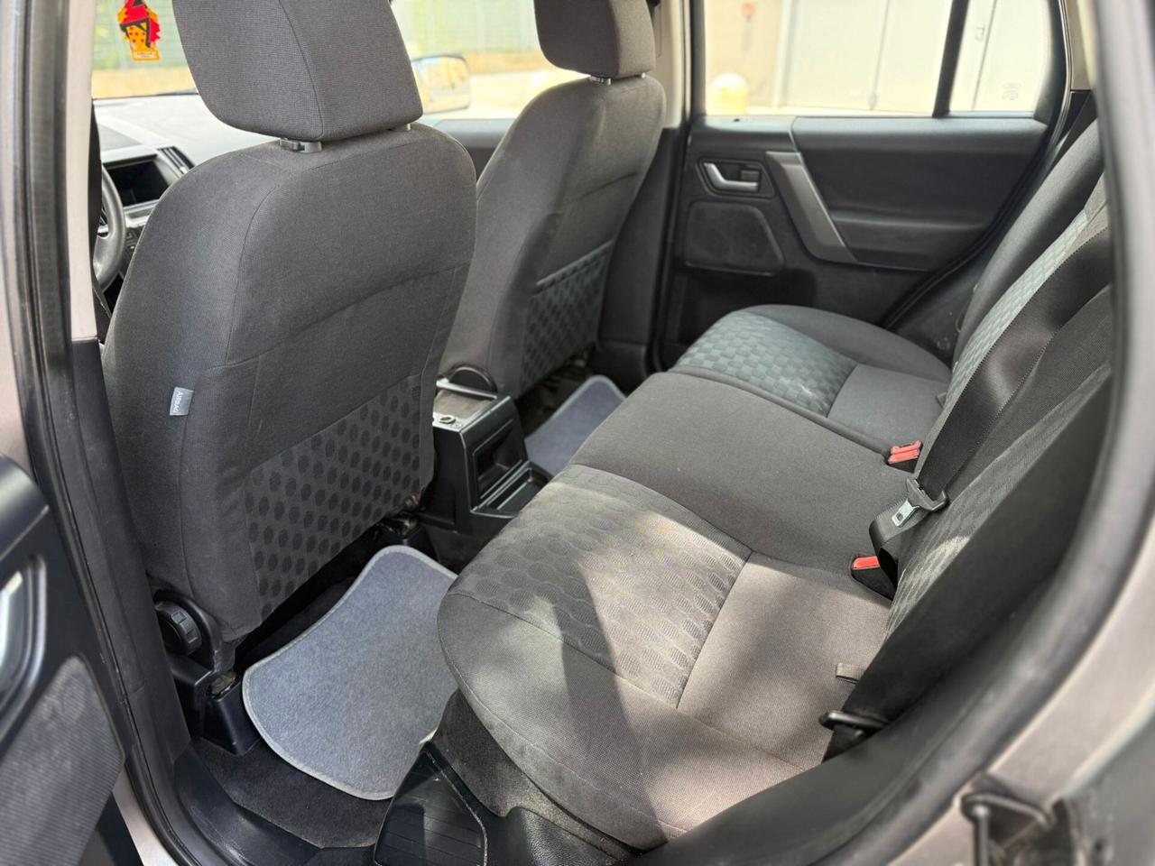 LAND ROVER FREELANDER 2010 2.2 D 12 MESI DI GARANZIA