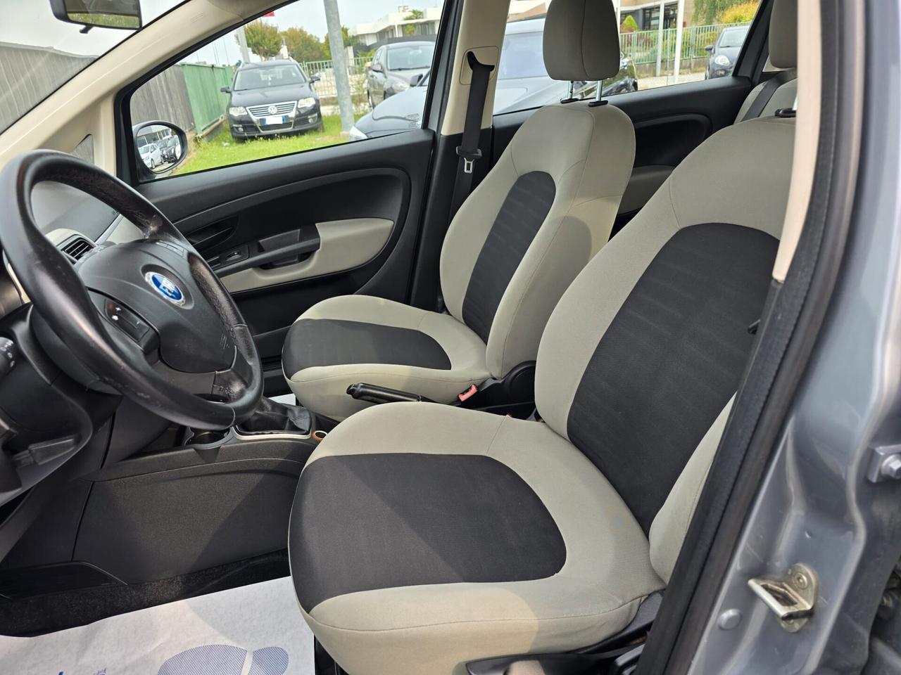 Fiat Grande Punto 1.2 5 p. 65cv Active OK NEOPATENTATI
