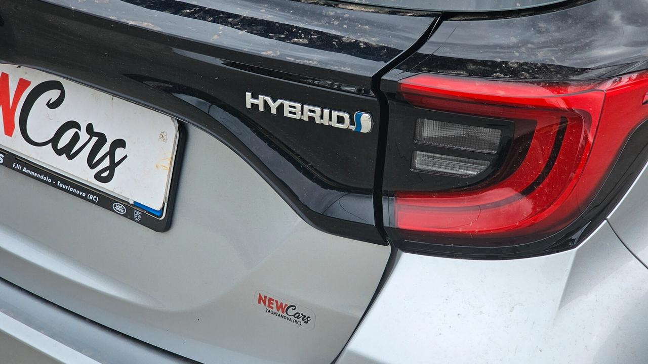 Toyota Yaris 1.5 Hybrid 5 porte Sport