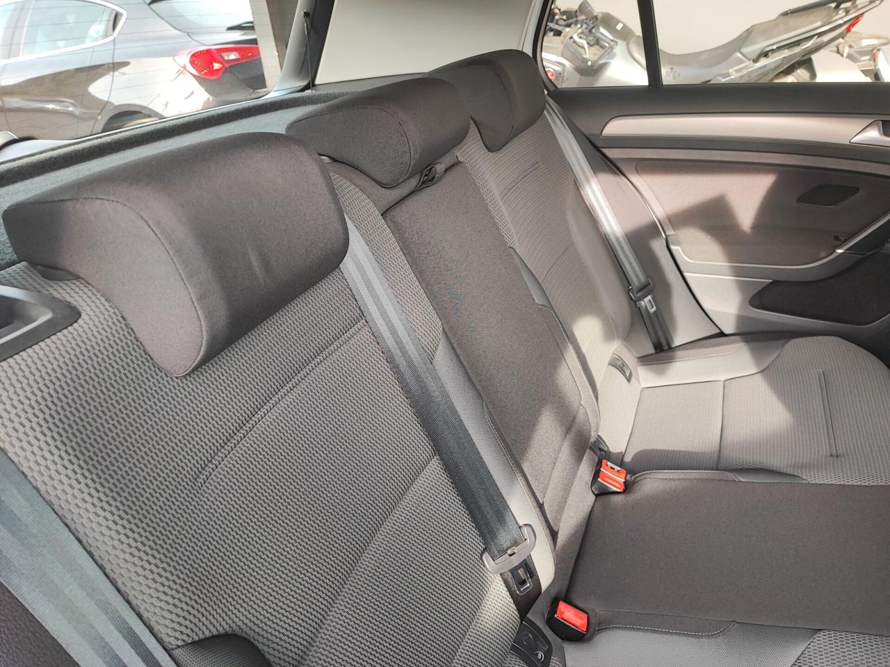 Volkswagen Golf 1.0 TSI 115 CV 5p. Trendline BlueMotion