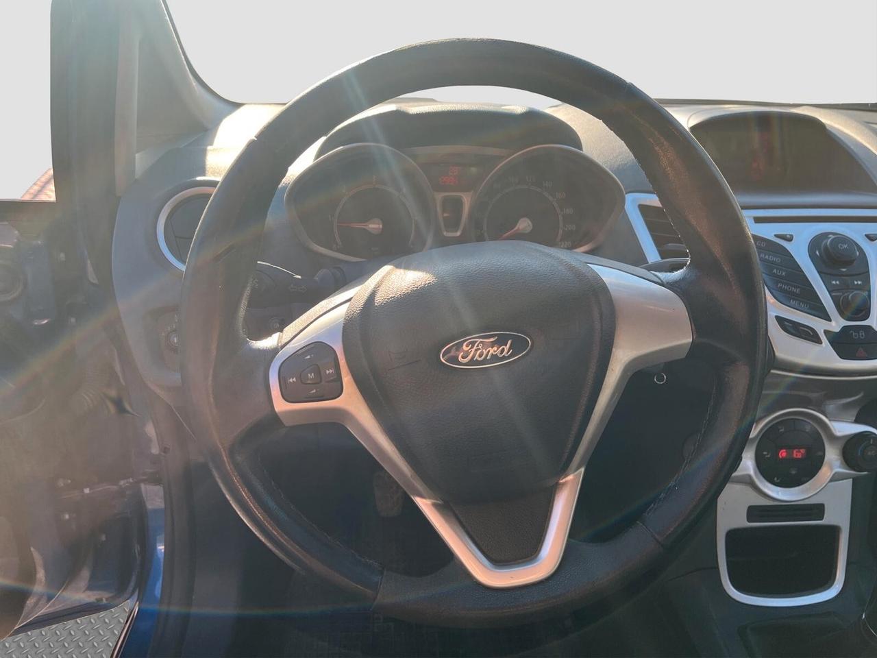 Ford Fiesta 1.4 TDCi 5p. Titanium