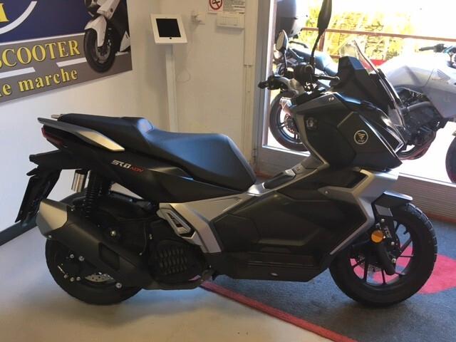 Voge Sfida SR1 125 ADV TCS