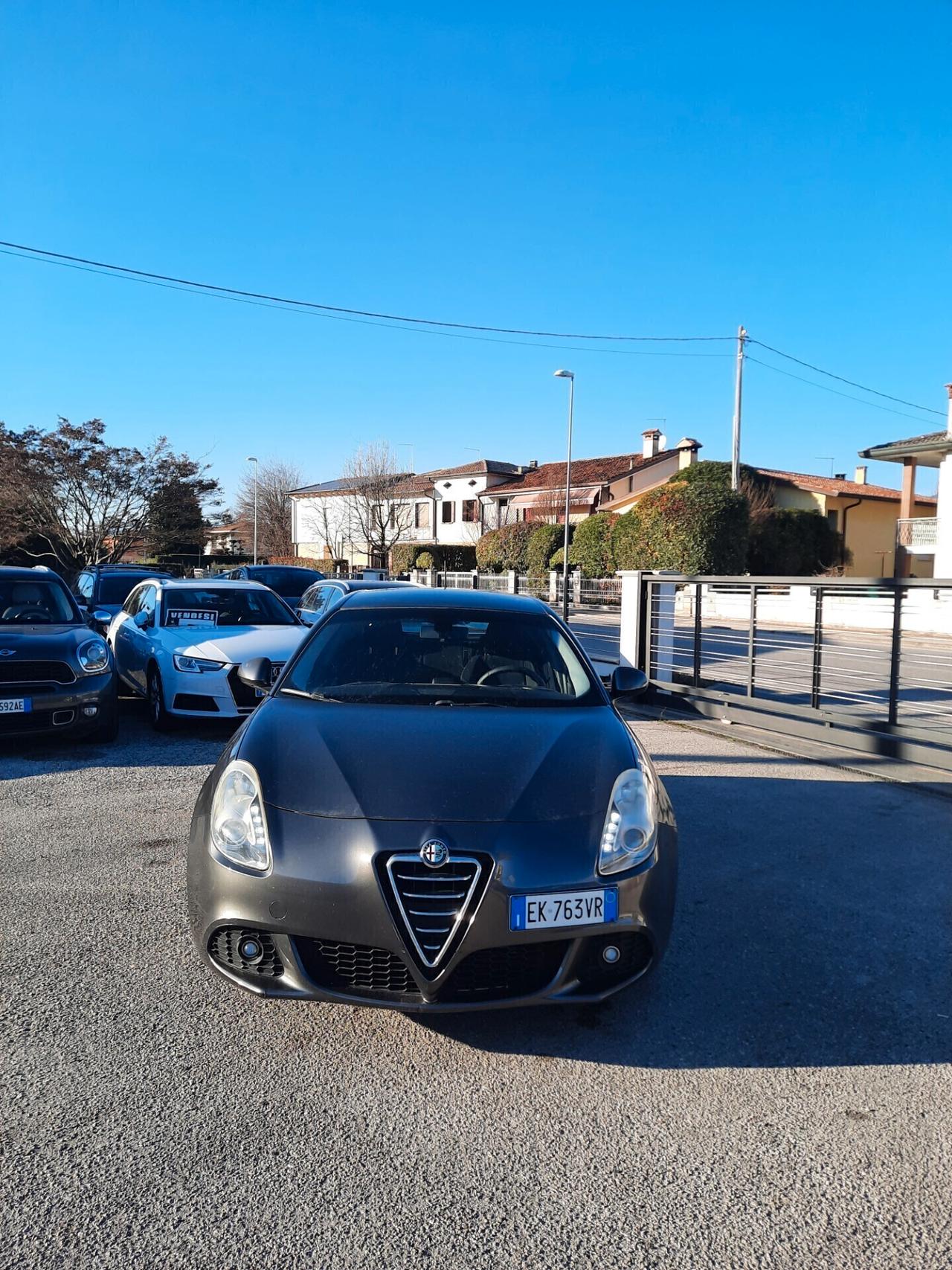 Alfa Romeo Giulietta 1.6 JTDm-2 Ok neopatentati