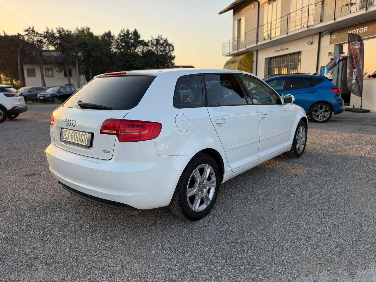 AUDI A3 1.6 TDI 90 CV CR FAP Ambiente