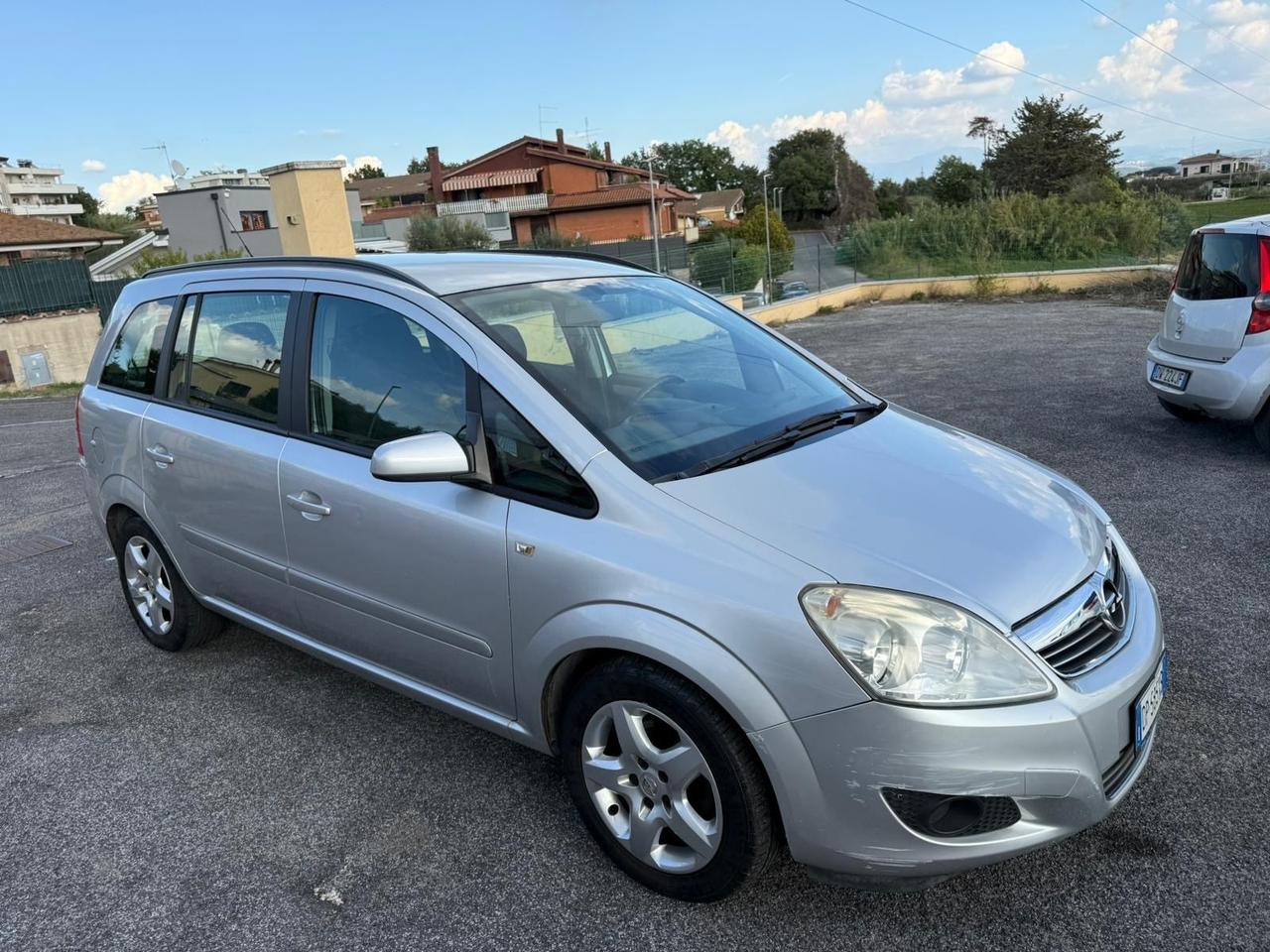 Opel Zafira 1.6 16V VVT Cosmo
