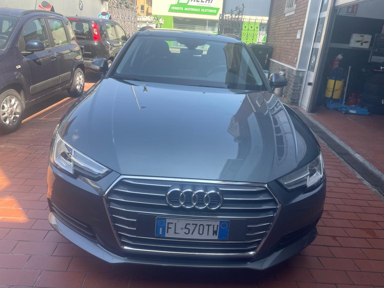 Audi A4 2.0 TDI 150 CV ultra Sport