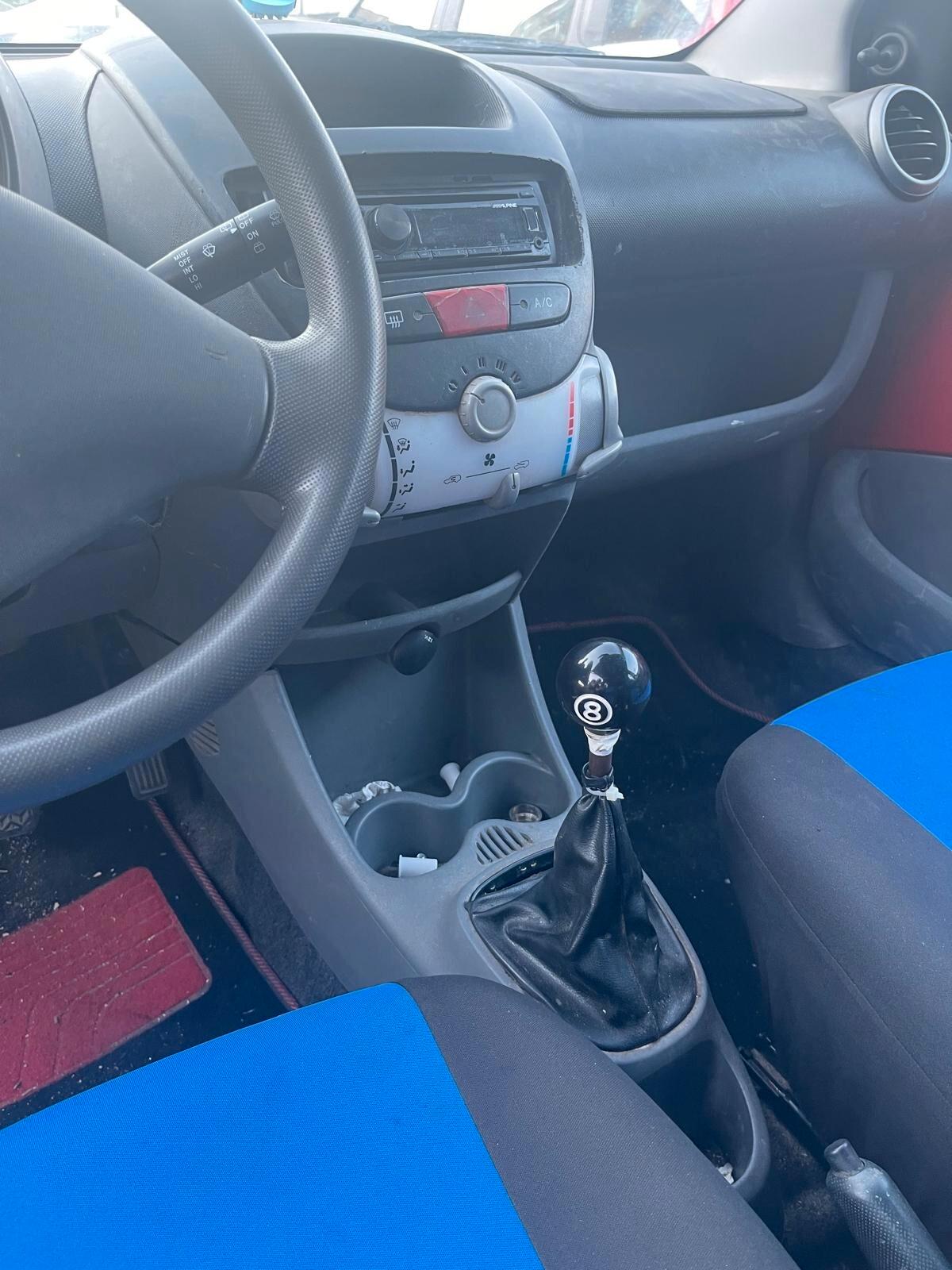 Peugeot 107 1.0 68CV 5p. Desir
