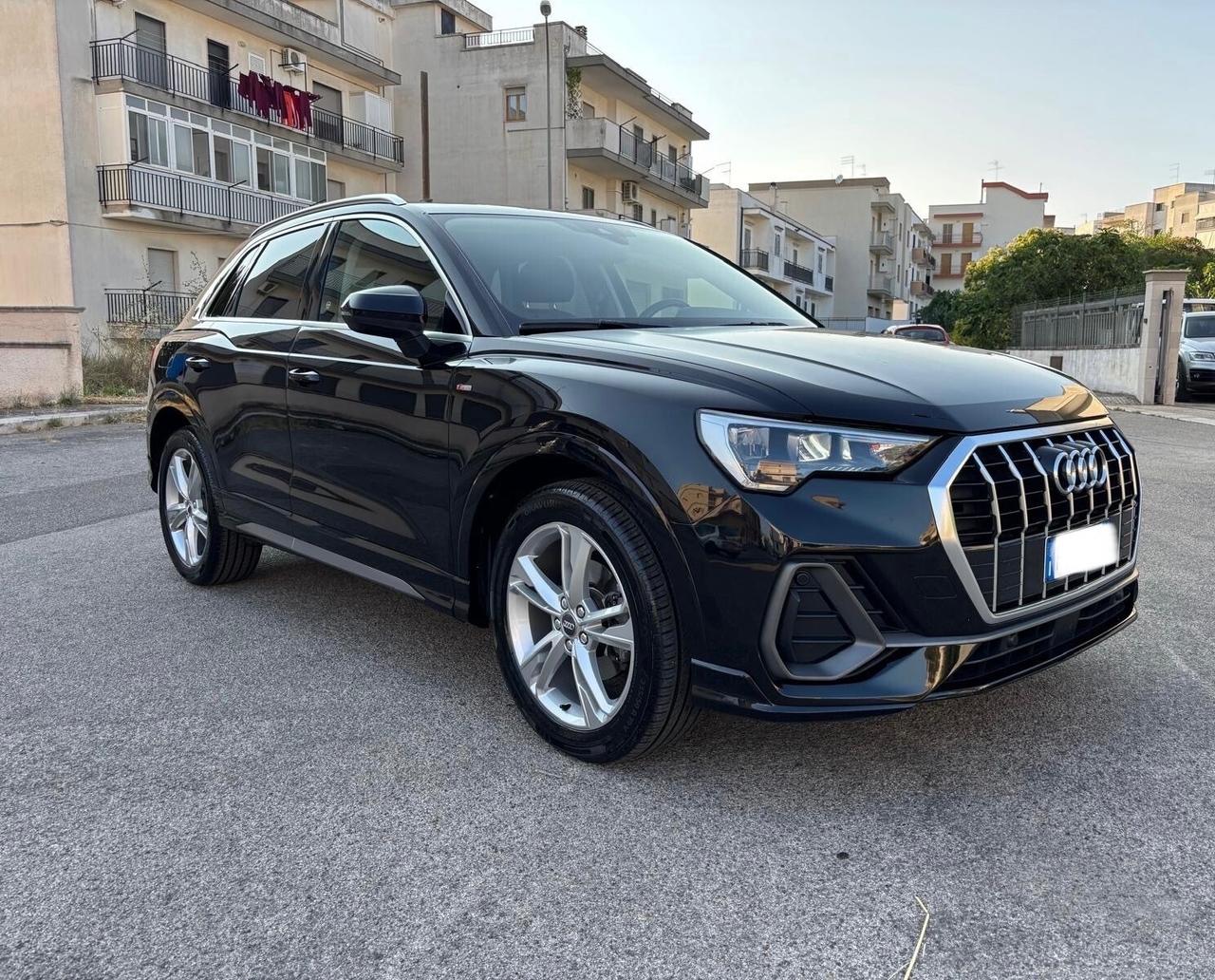 Audi Q3 35 TDI S tronic - SLINE - FULL- 2019