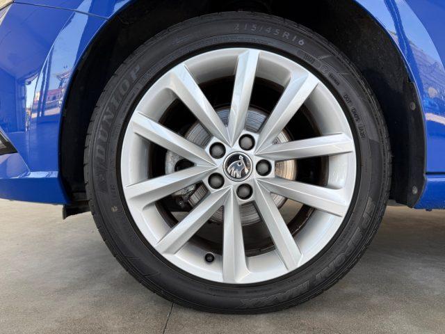 SKODA Fabia 1.0 Twin Color Argento NEOPATENTATI / PREZZO REALE
