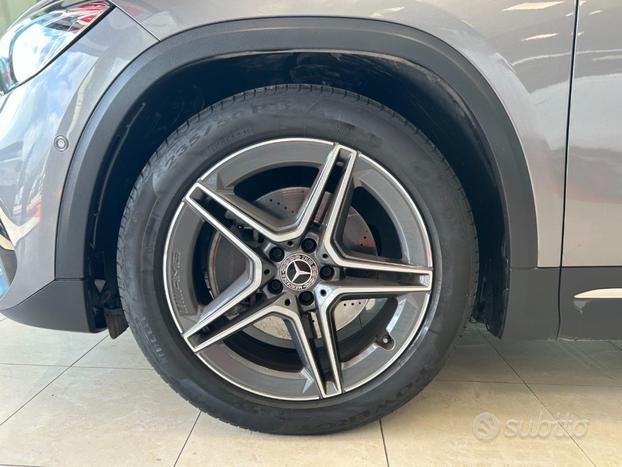 MERCEDES-BENZ GLA 200 d Automatic Premium