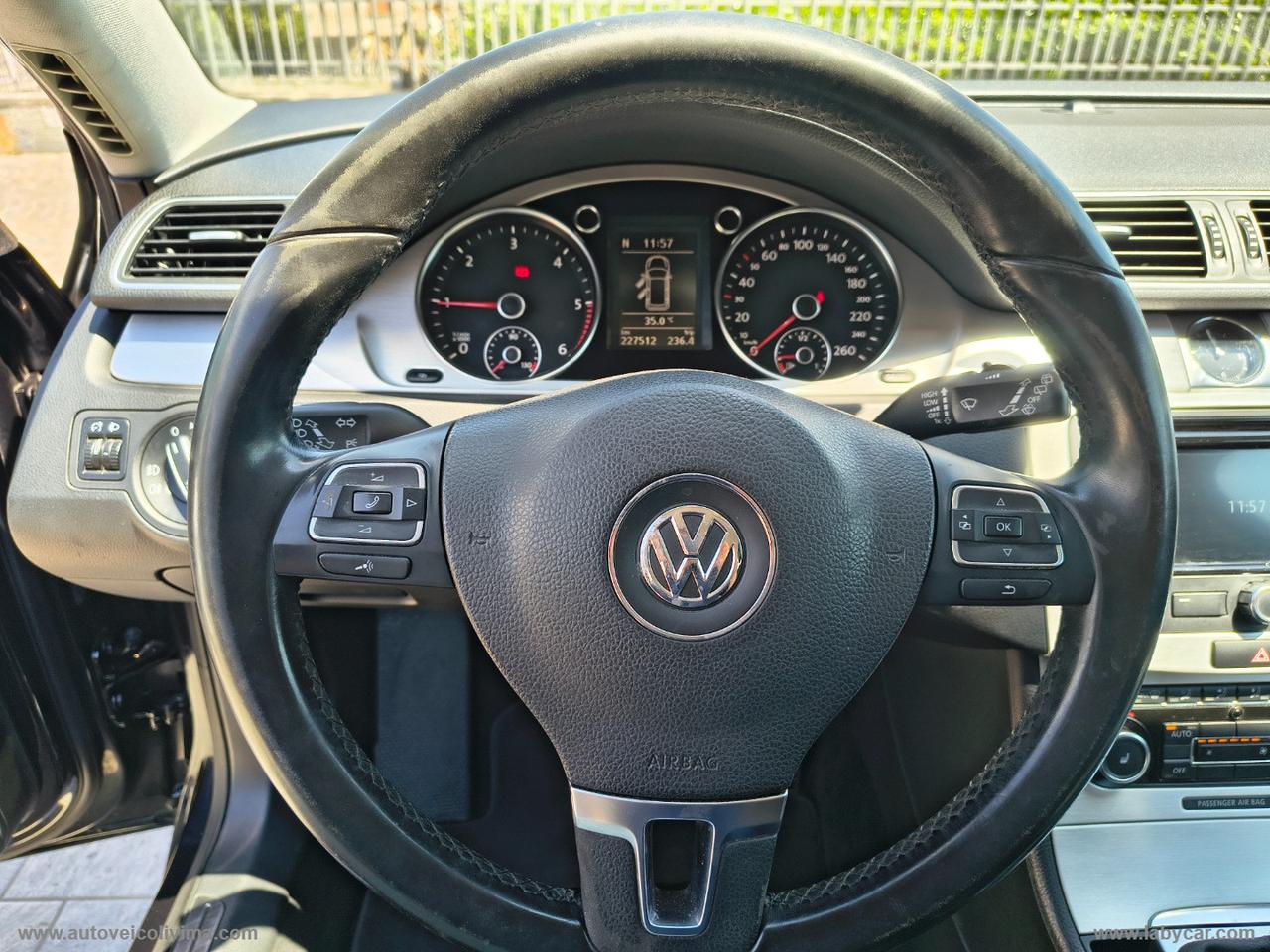 VOLKSWAGEN Passat Var. 2.0 TDI Highline BlueM.Tech