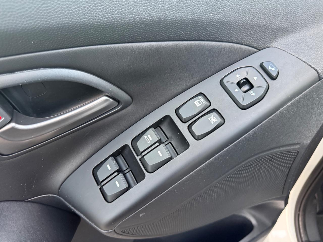 Hyundai iX35 1.7 CRDi 2WD Xpossible