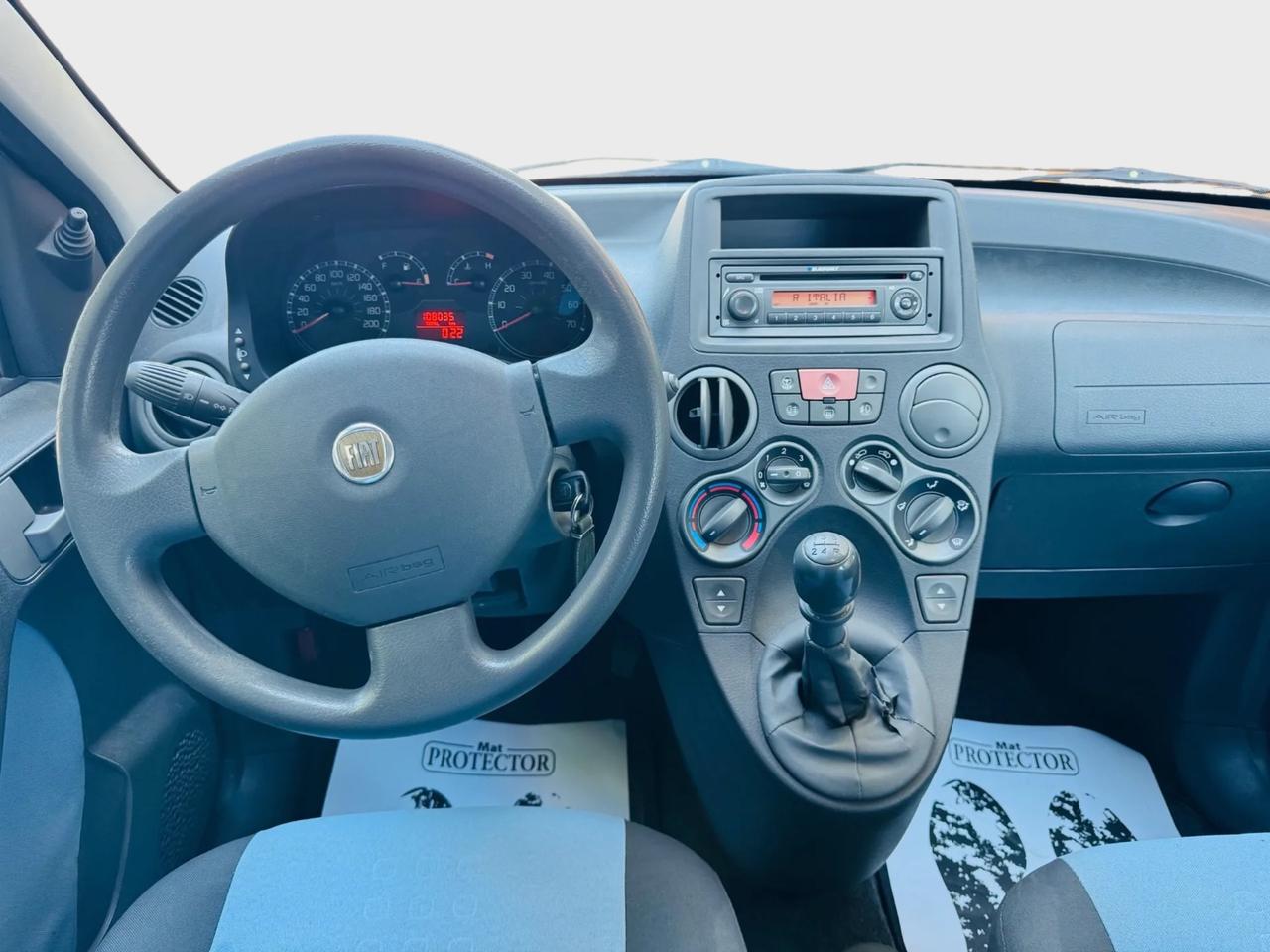 Fiat Panda 1.2 benzina anno 2010 neo patentati