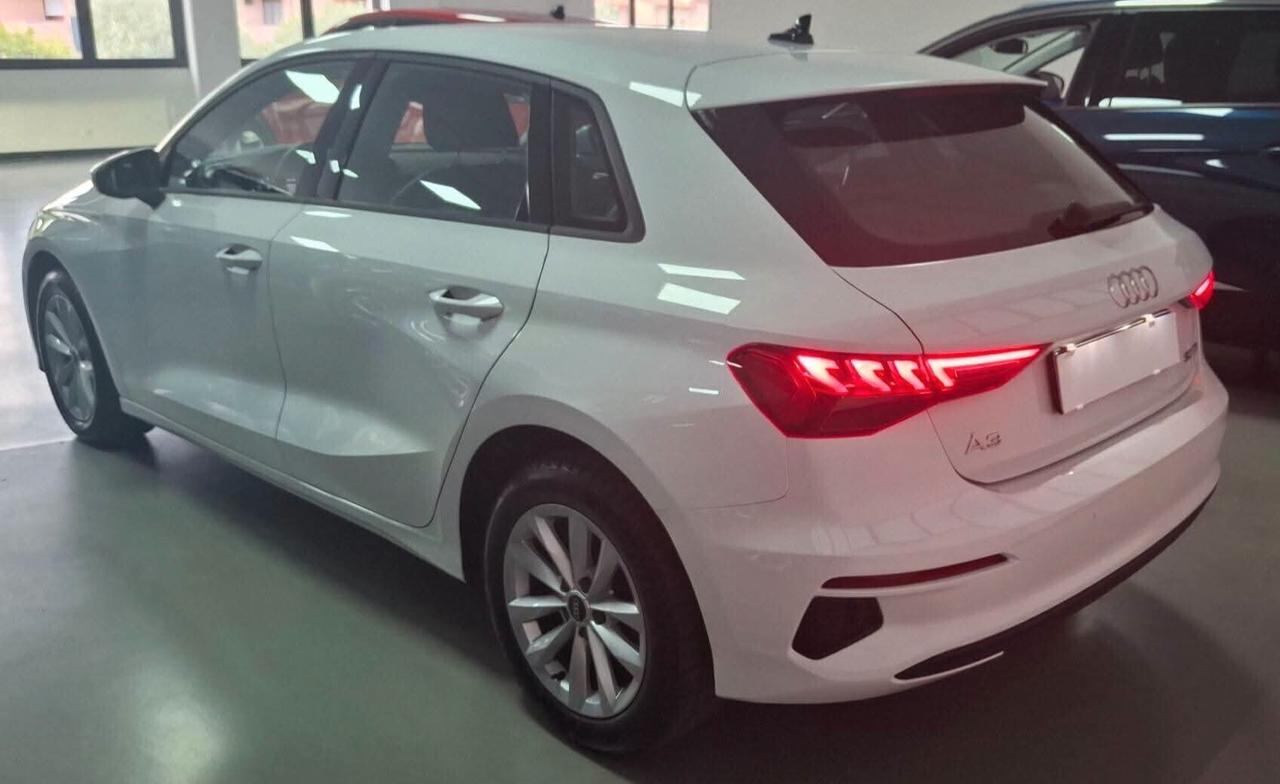 Audi A3 SPB 30 TDI automatica fari full led