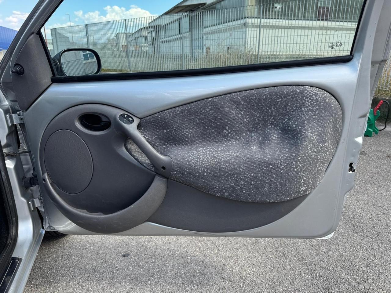 Ford Ka 1.3 benz 102000 km