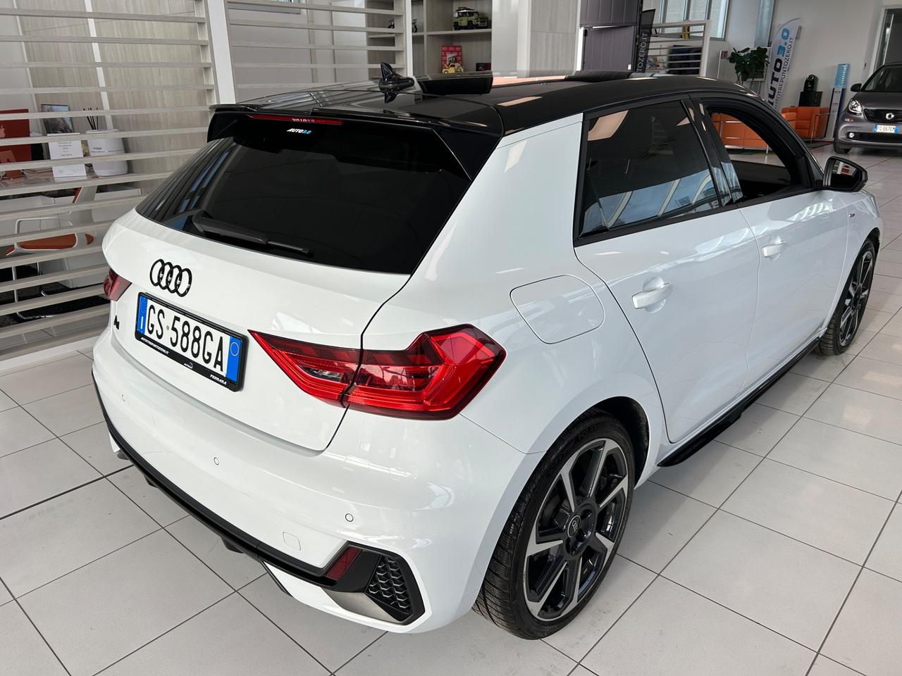 Audi A1 SPB 30 TFSI S tronic S Line Edition Identity Black Neop.