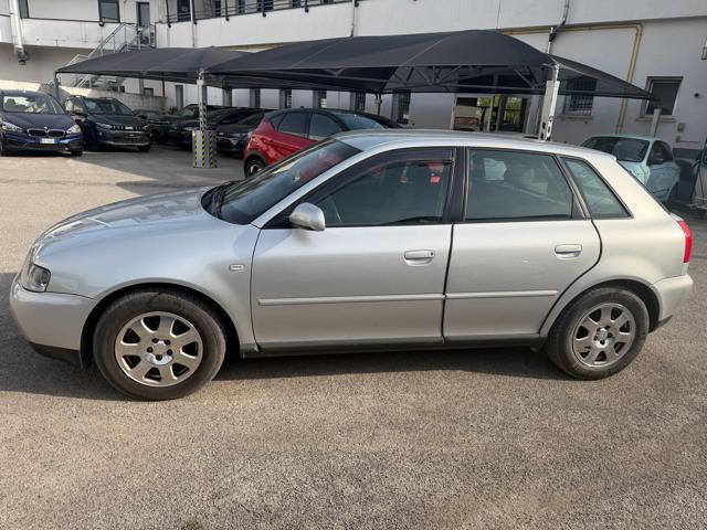 AUDI A3 BENZINA/GPL 1.6 cat 5p. Ambiente Bellissima