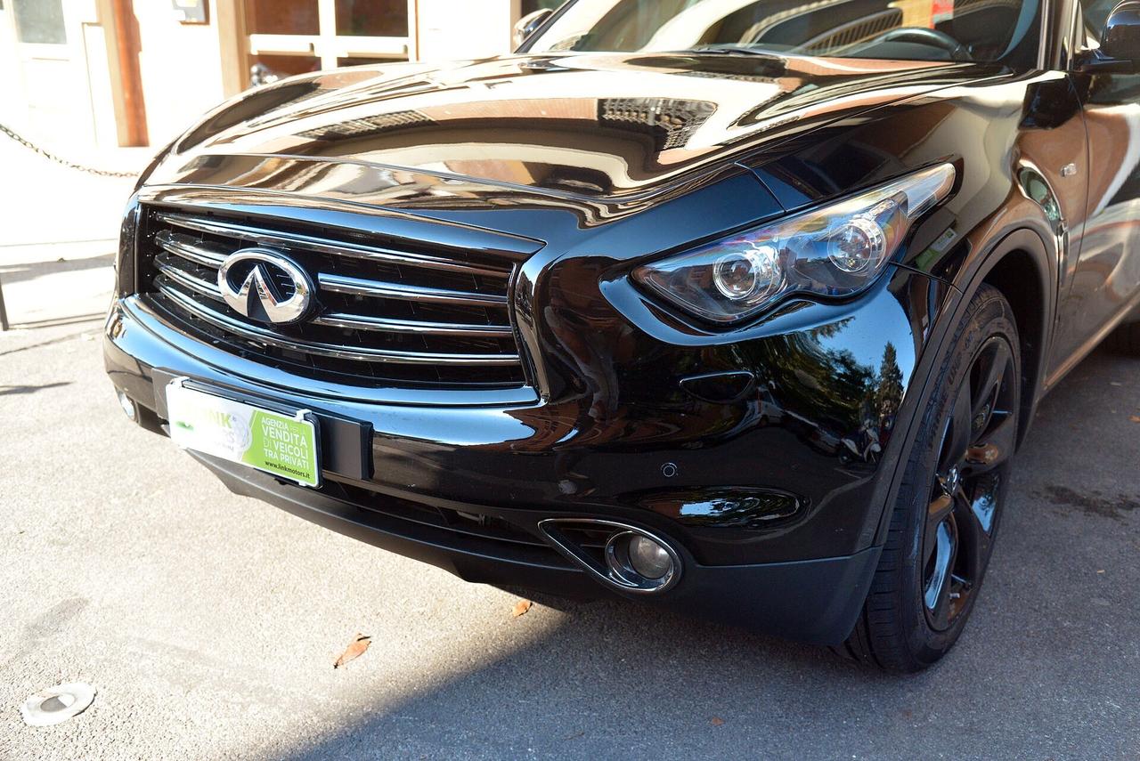 Infiniti QX70 3.0 diesel V6 AT S