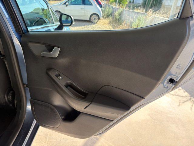 FORD Fiesta 1.1 75 CV BENZ/GPL 5 porte Titanium OK NEPATENTATI